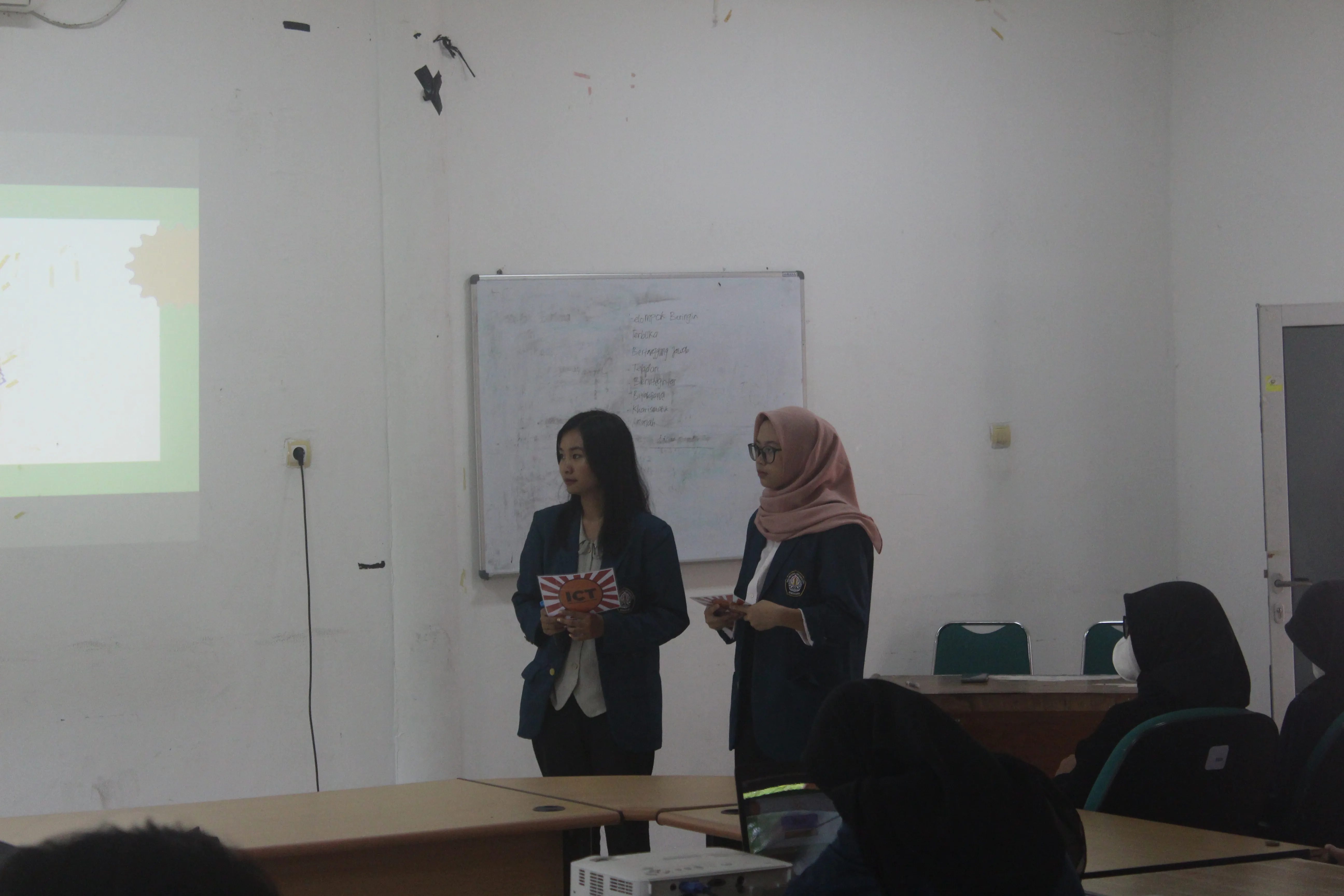 Cindy presenting during a university project